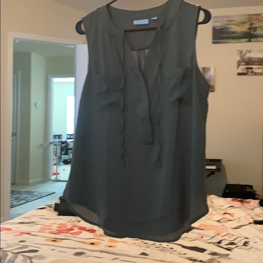 Women’s large sleeveless top - NY & Company